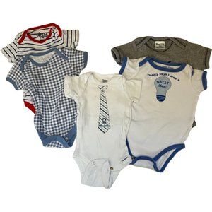 5 Boy's short sleeve onesies size 0-3M